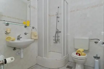 Kupaonica u objektu Apartment in Bol with Terrace, Air condition, WIFI, Dishwasher (3758-1)