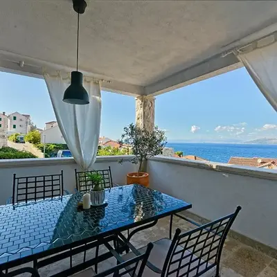 Art Apartments Postira