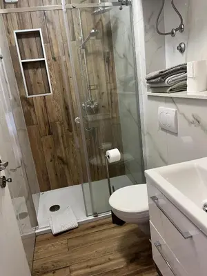 Kupaonica u objektu Apartman Leo