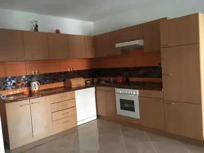 Kuhinja ili čajna kuhinja u objektu House Kupina