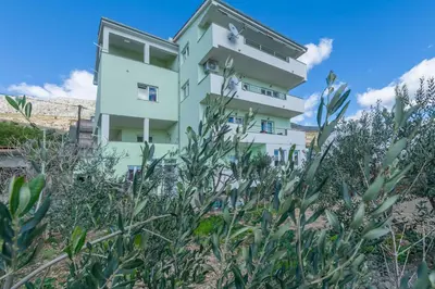 Zgrada u kojoj se nalazi apartman
