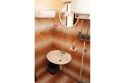 Kupaonica u objektu Apartment in Pisak with sea view, terrace, air conditioning, Wi-Fi (4722-2)