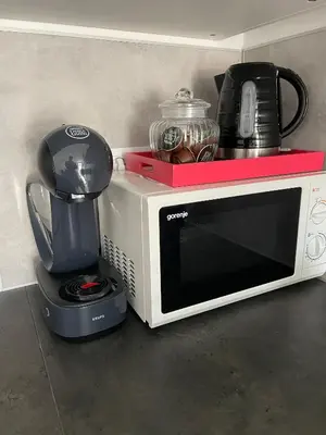 Kuhinja ili čajna kuhinja u objektu Apartments Tom