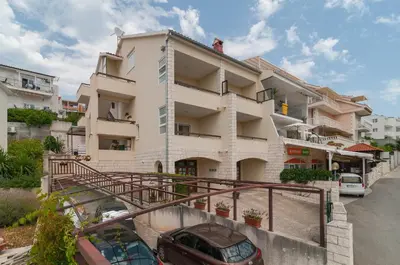 Zgrada u kojoj se nalazi apartman