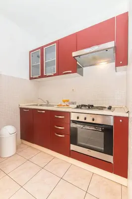 Kuhinja ili čajna kuhinja u objektu Apartment Luka