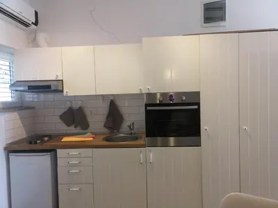 Kuhinja ili čajna kuhinja u objektu Apartman Studio Kod Ujevića