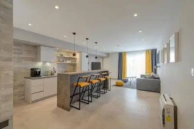 Kuhinja ili čajna kuhinja u objektu Villa Luna Podstrana