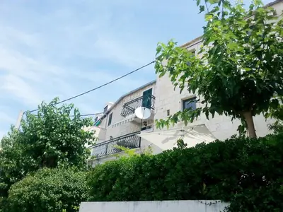 Zgrada u kojoj se nalazi vila