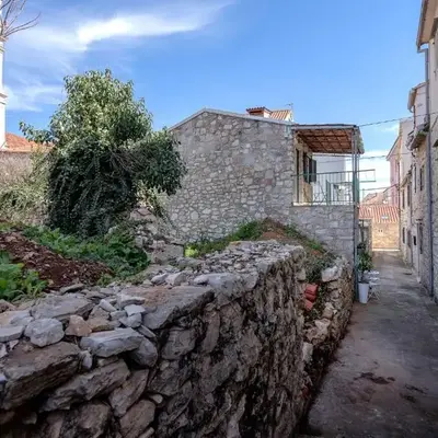 Apartments Lotti