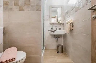 Kupaonica u objektu Apartment Cesarica