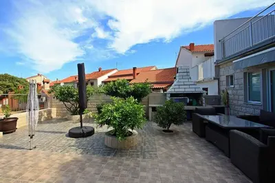 Zgrada u kojoj se nalazi apartman