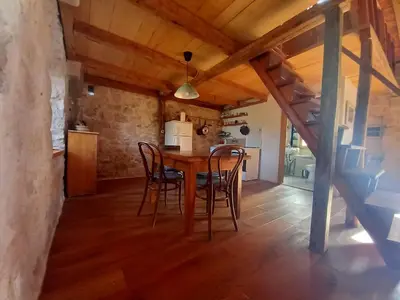 Kuhinja ili čajna kuhinja u objektu Makina