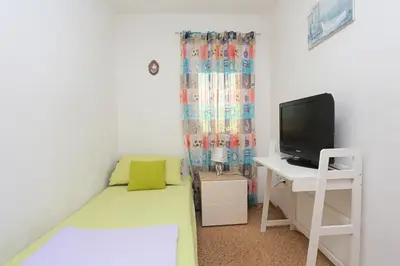 TV i/ili zabavni centar u objektu Apartments with parking space Podstrana, Split - 17053