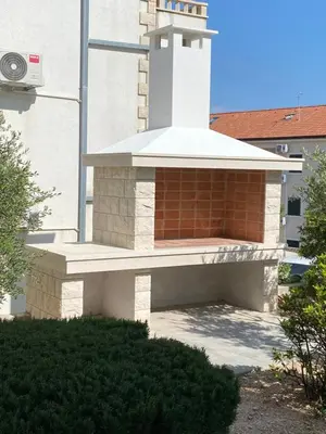 Zgrada u kojoj se nalazi apartman
