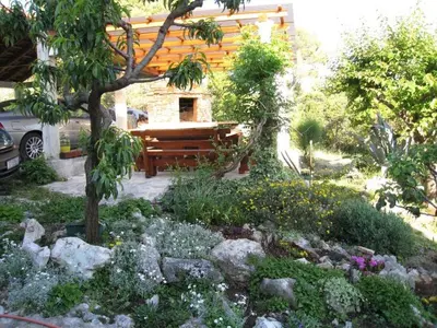 Vrt u objektu Apartment Ana