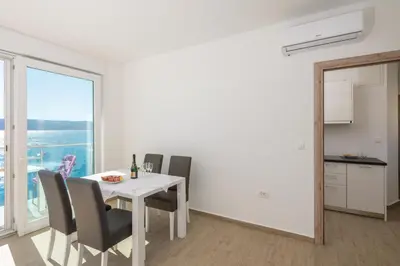 Kuhinja ili čajna kuhinja u objektu Blue Wonder Apartments