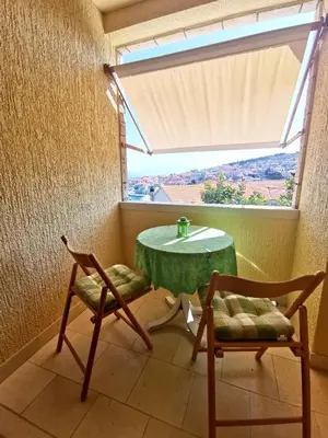 Pogled na planine ili pogled na planine iz apartmana