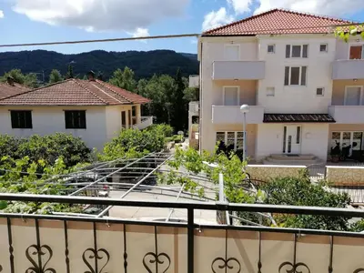 Pogled na planine ili pogled na planine iz apartmana