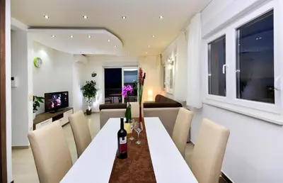 TV i/ili zabavni centar u objektu Villa Cavar, Apartments Close to the Beach