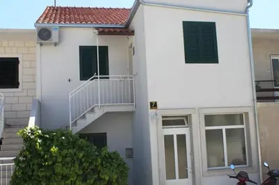 Zgrada u kojoj se nalazi apartman