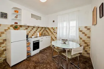 Kuhinja ili čajna kuhinja u objektu Apartment Jasna