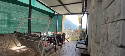 Pogled na planine ili pogled na planine iz apartmana