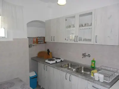 Kuhinja ili čajna kuhinja u objektu Apartments Jurić - 4 An apartment for 3 in the center