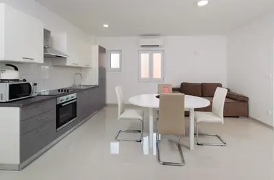 Kuhinja ili čajna kuhinja u objektu NERA lux apartment