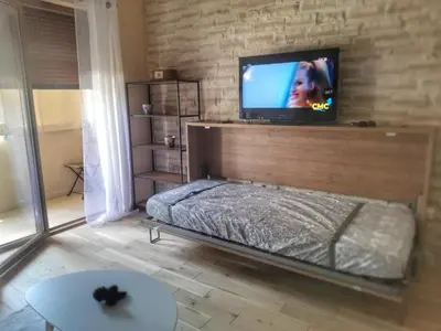 TV i/ili zabavni centar u objektu Apartman Matan, Postira
