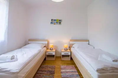 Krevet ili kreveti u jedinici u objektu Villa Nikola - pool side apartments