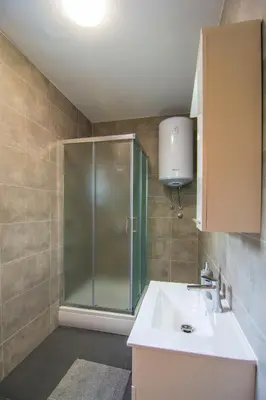 Kupaonica u objektu Villa Nikola - pool side apartments