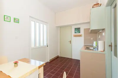 Kuhinja ili čajna kuhinja u objektu Apartman ORLOVAC