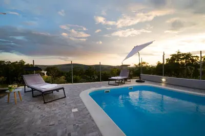 Bazen u objektu Mountain House Kajko with pool & free parking on site ili u blizini