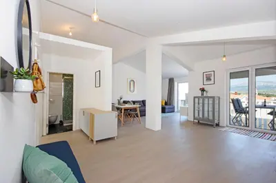 TV i/ili zabavni centar u objektu Manuela