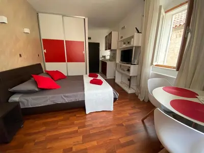 TV i/ili zabavni centar u objektu Apartman Torre
