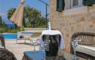 Bazen u objektu Amazing Home In Supetar ili u blizini