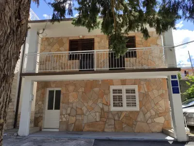 Zgrada u kojoj se nalazi apartman