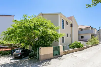 Zgrada u kojoj se nalazi apartman