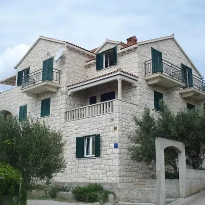 Apartments Marin