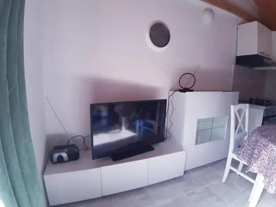 TV i/ili zabavni centar u objektu Kuća za odmor Dobrila
