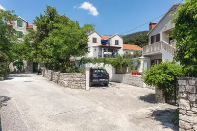 Zgrada u kojoj se nalazi apartman