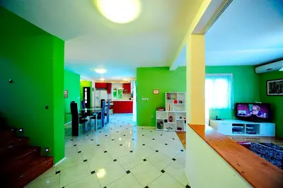 TV i/ili zabavni centar u objektu Holiday home with pool, Supetar, Island Brac