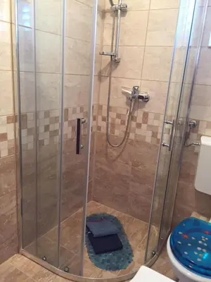 Kupaonica u objektu Apartmani Atila Damir