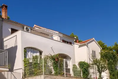 Zgrada u kojoj se nalazi apartman