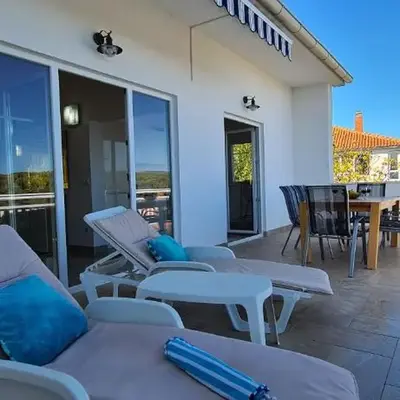 Apartment Penthouse by the sea