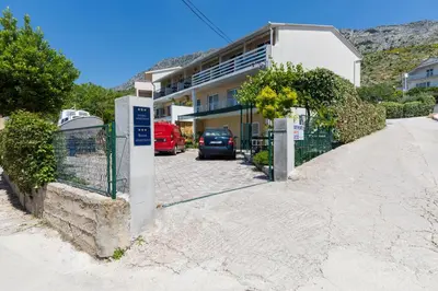 Zgrada u kojoj se nalazi apartman