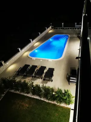 Bazen u objektu Villa La Vita ili u blizini