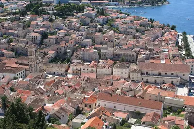 Pogled na grad 'Hvar' ili pogled na grad iz apartmana