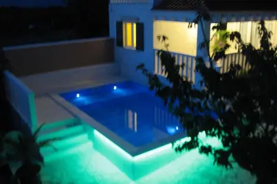 Bazen u objektu Charming Villa in Pučišća + Pool ili u blizini