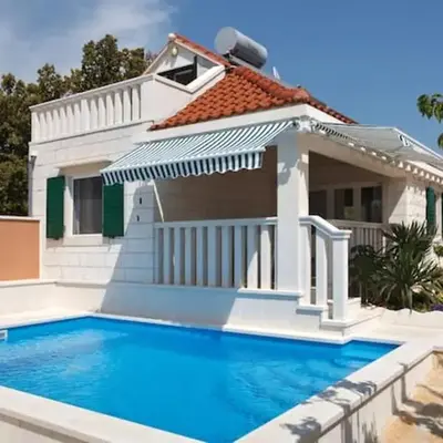 Charming Villa in Pučišća + Pool